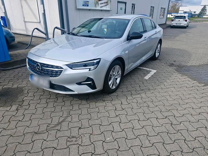 Gebraucht Opel Insignia 174 PS (127 kW) 2021 Silber Limousine