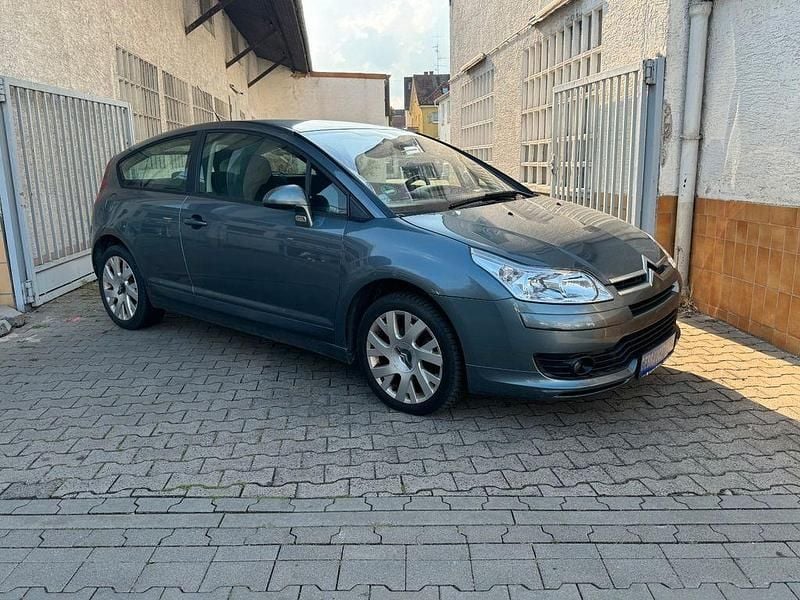 Grau Gebraucht 2006 Citroën C4 VTR Sport Coupé | 5.999 € - Bild 1/4
