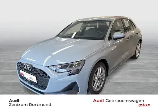 Gebraucht Audi A3 Ambiente 116 PS (85 kW) 2025 Limousine