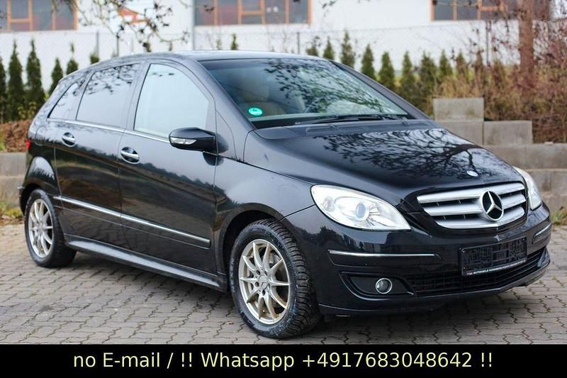 Schwarz Gebraucht 2006 Mercedes B200 Van / Kleinbus | 1.900 € (Superpreis) - Bild 1/4