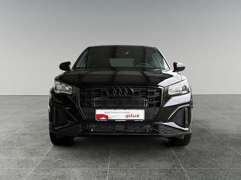 Gebraucht Audi Q2 S-Line 150 PS (110 kW) 2025 Mythosschwarz metallic SUV