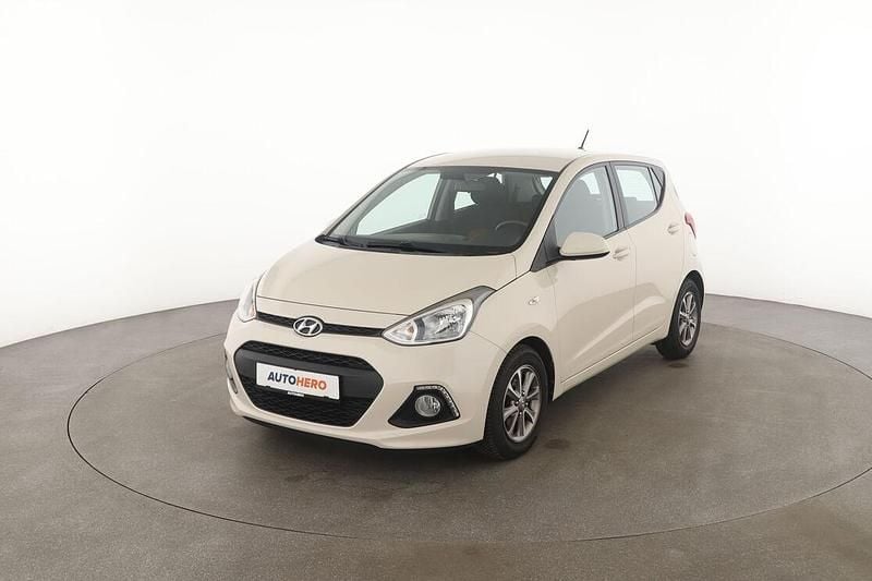 Gelb Gebraucht 2014 Hyundai i10 Edition Kleinwagen | 8.190 € (Fairer Preis) - Bild 1/3