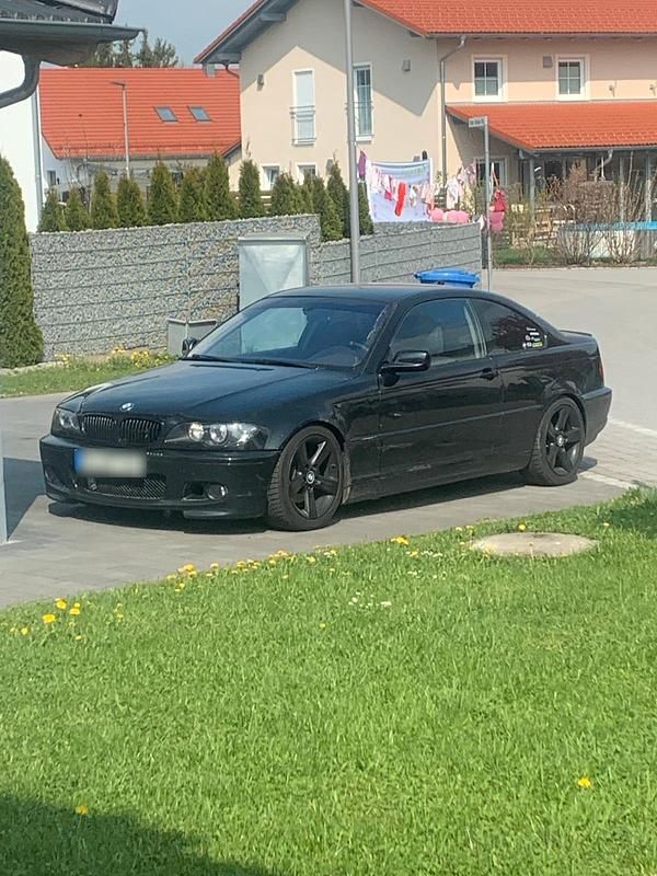 Gebraucht BMW 325 192 PS (141 kW) 2003 Schwarz Coupé