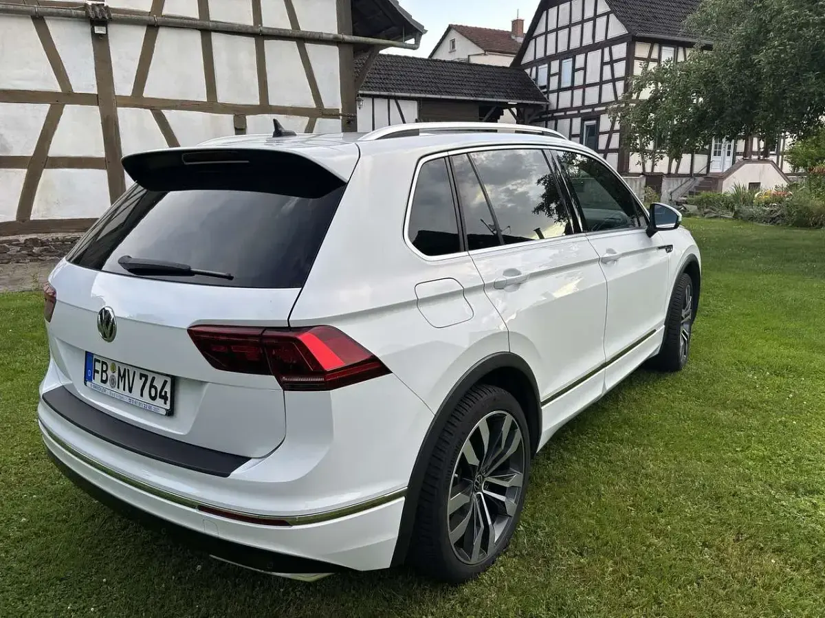 Gebraucht VW Tiguan R-line 230 PS (169 kW) 2020 Weiß SUV