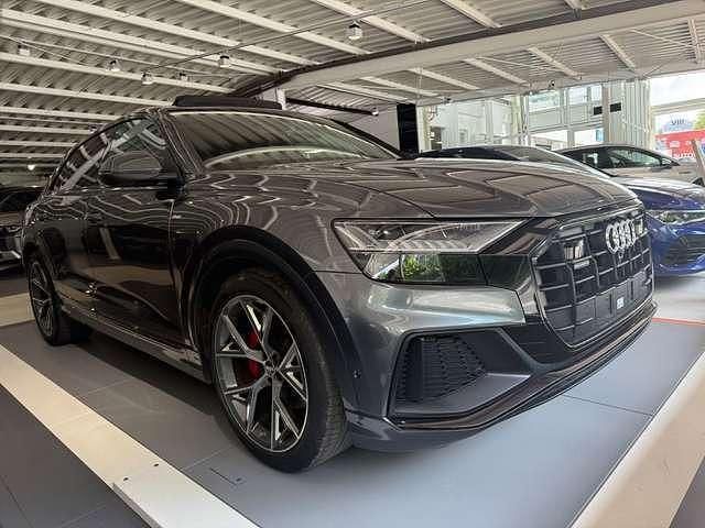 Gebraucht Audi Q8 S-Line 286 PS (210 kW) 2020 Grau metallic SUV