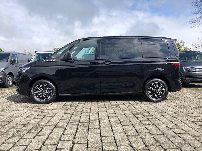 Neu VW Multivan 150 PS (110 kW) 2025 Deepblackperl. Van
