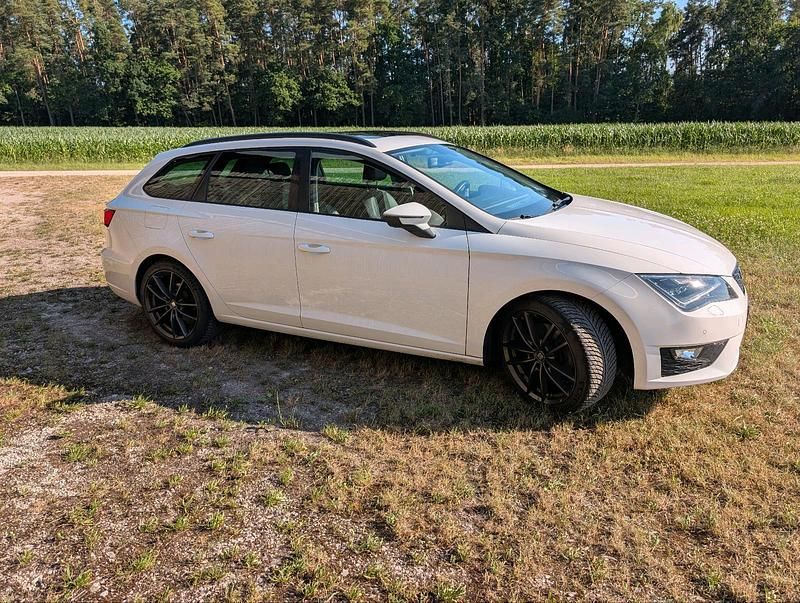 Gebraucht Seat Leon ST FR 180 PS (132 kW) 2015 Weiß Kombi