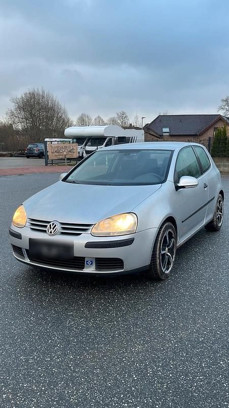 Gebraucht VW Golf IV 116 PS (85 kW) 2004 Silber Limousine