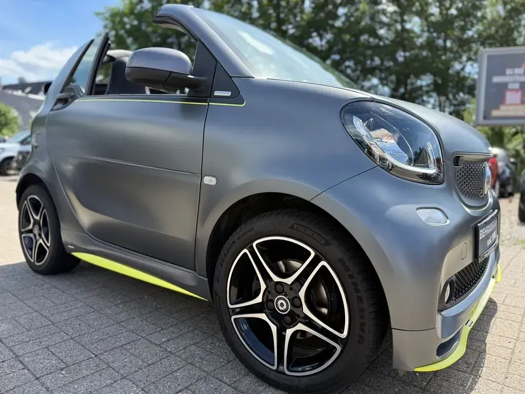 Gebraucht Smart ForTwo Cabrio Brabus 90 PS (66 kW) 2017 Grau Cabrio