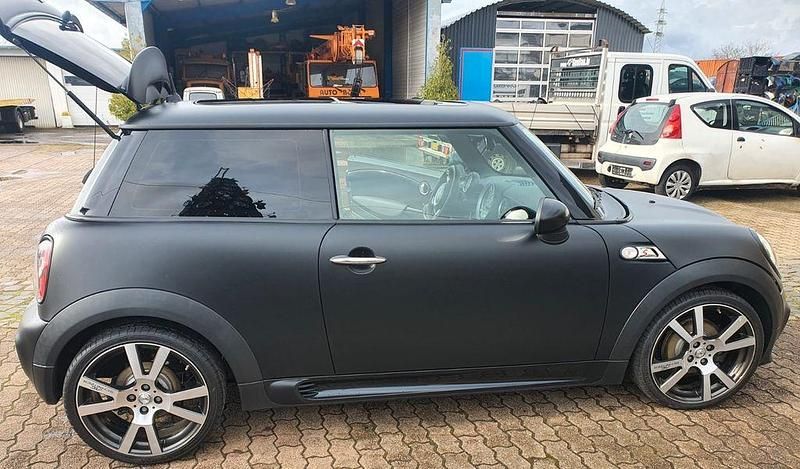 Gebraucht Mini John Cooper Works 192 PS (141 kW) 2007 Schwarz Kleinwagen