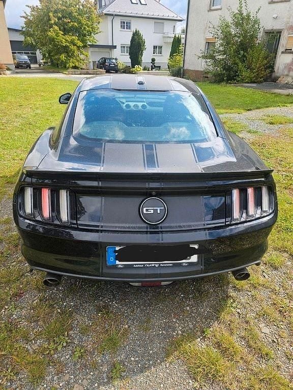 Schwarz Gebraucht 2016 Ford Mustang GT Coupé | 32.700 € (Fairer Preis) - Bild 1/4