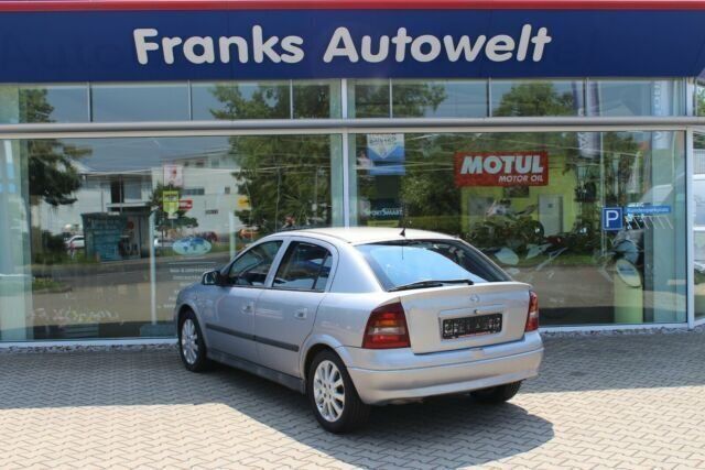Gebraucht Opel Astra 84 PS (61 kW) 2003 Grau metallic Limousine