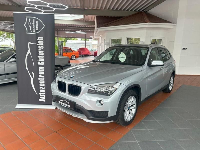 Silber Gebraucht 2015 BMW X1 Advantage SUV | 11.199 € (Etwas zu teuer) - Bild 1/4