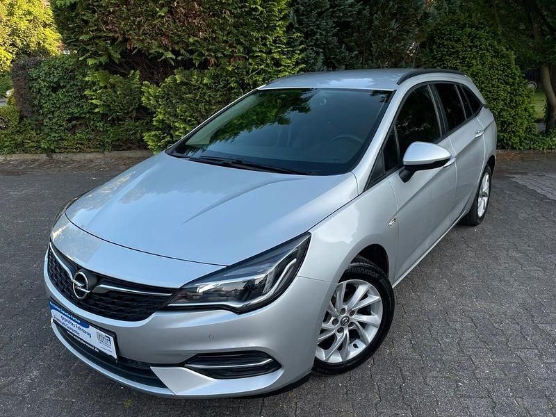 Gebraucht Opel Astra Edition 122 PS (89 kW) 2020 Argonsilber/sovereign Kombi