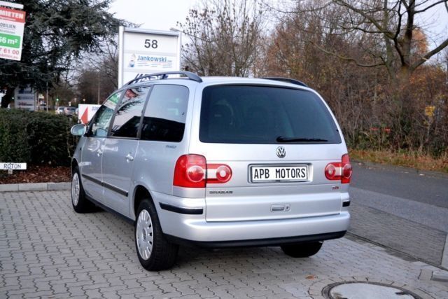 Brugt VW Sharan 116 HK (85 kW) 2004 Sølv MPV