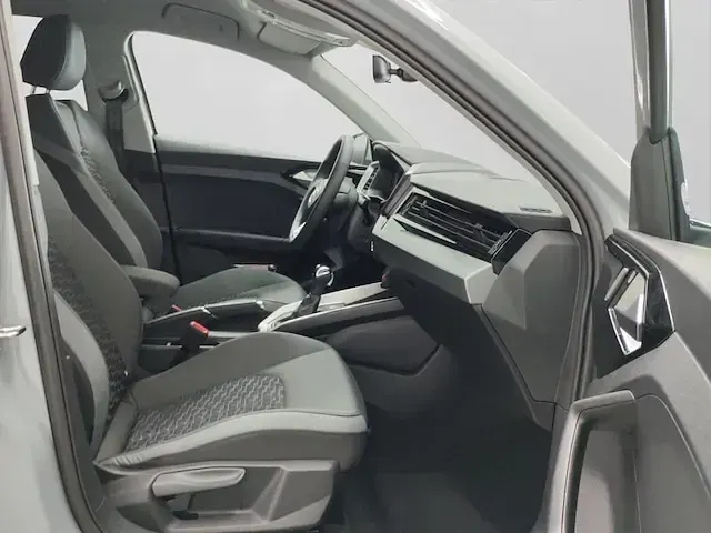 Gebraucht Audi A1 Sportback S-Line 207 PS (152 kW) 2026 Pfeilgrau perleffekt Kleinwagen