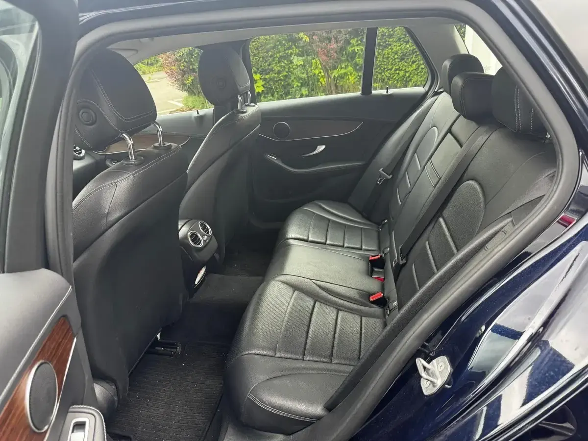 Gebraucht Mercedes E300 320 PS (235 kW) 2021 Blau Kombi
