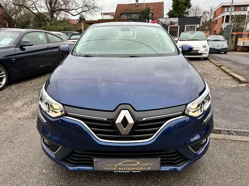 Gebraucht Renault Mégane IV Experience 101 PS (74 kW) 2016 Blau Limousine