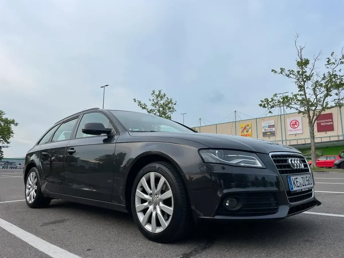 Gebraucht Audi A4 210 PS (154 kW) 2009 Limousine