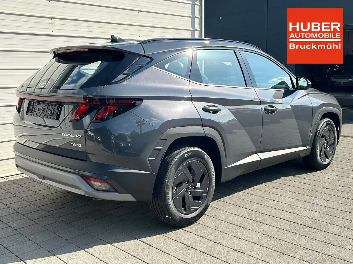 Neu Hyundai Tucson Blackline 239 PS (175 kW) 2026 Ecotronic gray mineraleffekt SUV