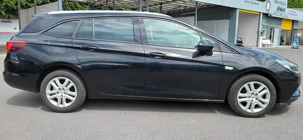 Gebraucht Opel Astra Active 110 PS (80 kW) 2017 Schwarz Kombi