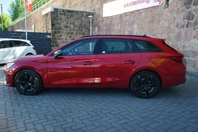 Gebraucht Cupra Leon VZ 310 PS (228 kW) 2022 Rot Kombi