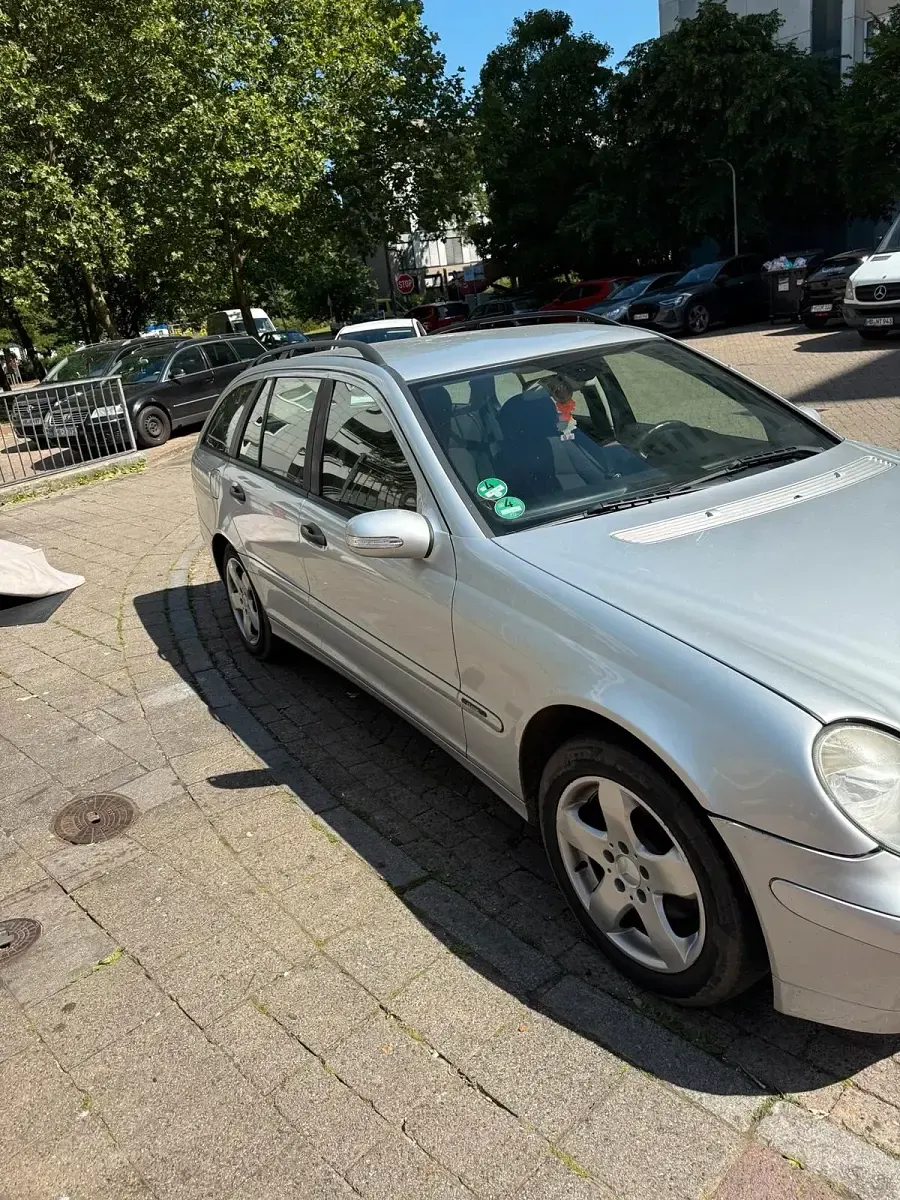 Gebraucht Mercedes C180 143 PS (105 kW) 2005 Silber Kombi