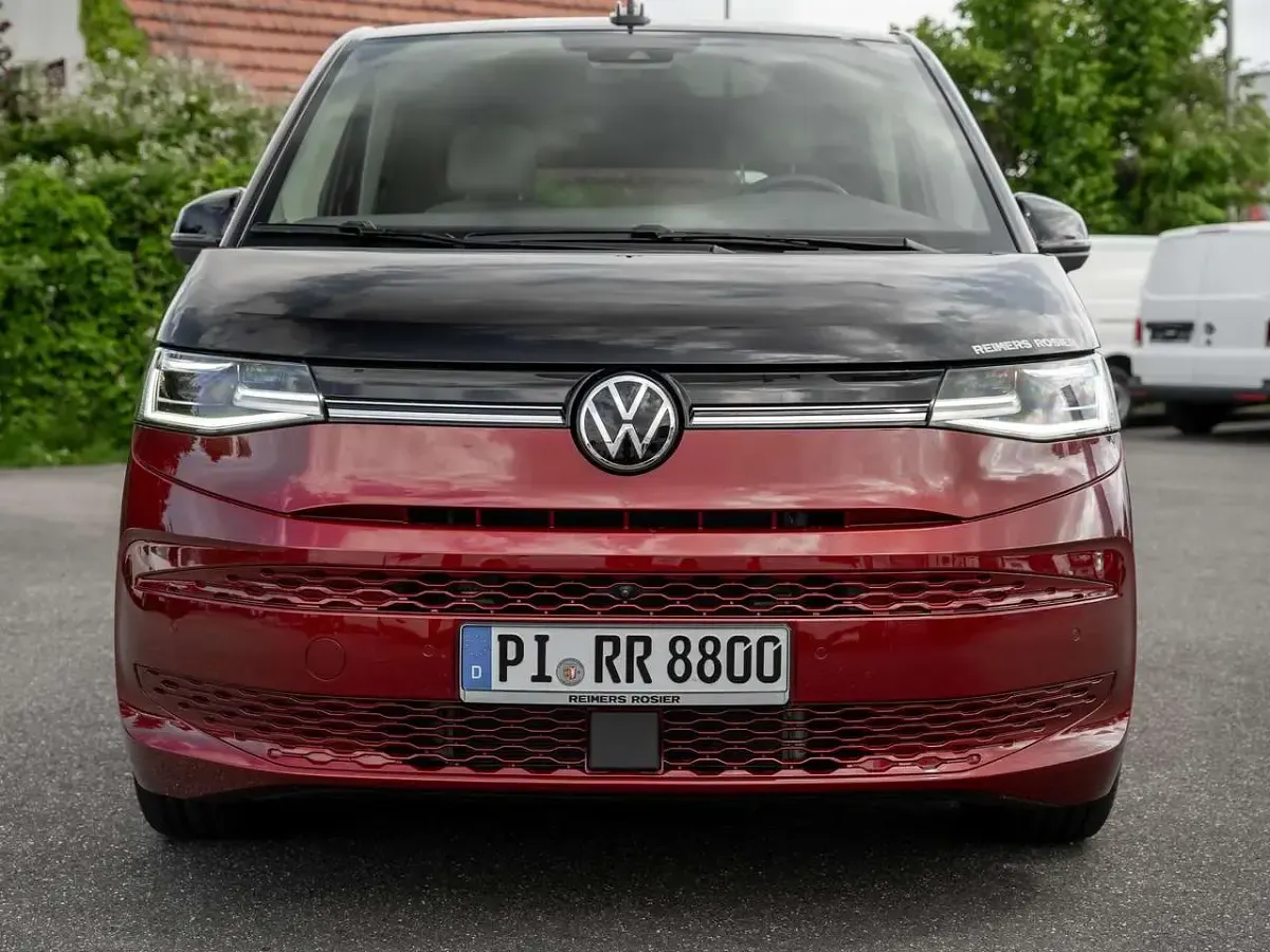 Gebraucht VW Multivan Goal 150 PS (110 kW) 2026 Schwarz / deep black Van / Kleinbus