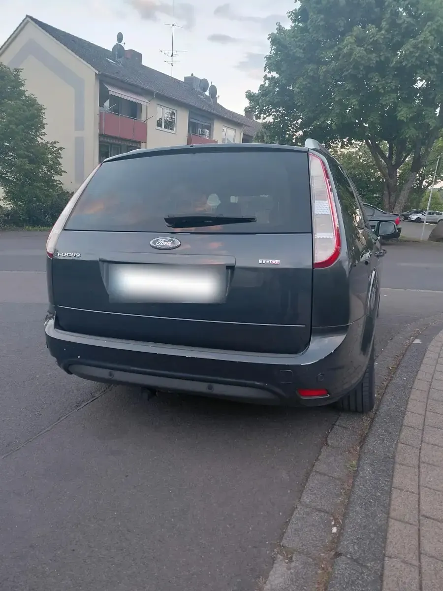 Gebraucht Ford Focus 110 PS (80 kW) 2009 Kombi