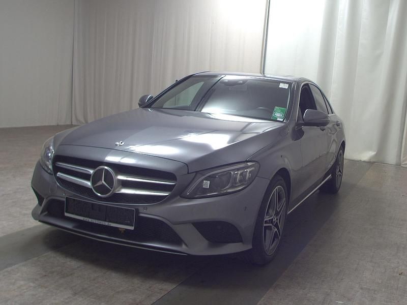 Gebraucht Mercedes C300 Avantgarde 258 PS (189 kW) 2019 Selenitgrau  metalliclack Limousine