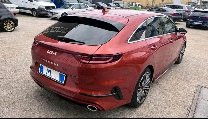 Gebraucht Kia ProCeed GT 204 PS (150 kW) 2022 (rng) orange fusion met. Kombi