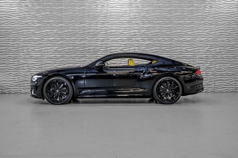 Neu Bentley Continental Mulliner 680 PS (500 kW) 2025 Schwarz Coupé