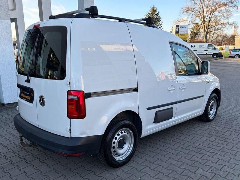 Gebraucht VW Caddy 102 PS (75 kW) 2016 Weiß Van / Kleinbus