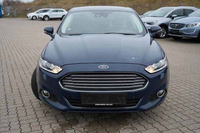 Gebraucht Ford Mondeo Titanium 150 PS (110 kW) 2018 Blau Limousine