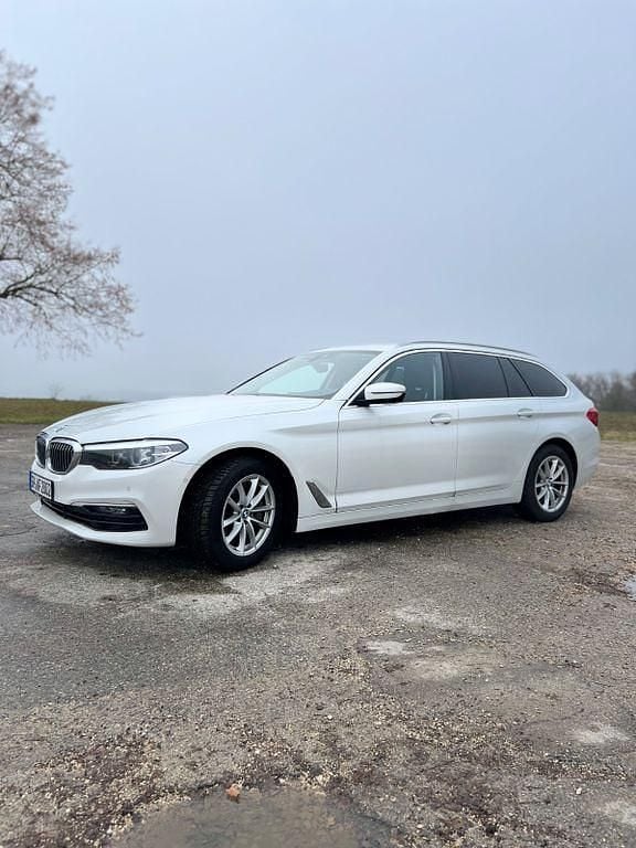 Gebraucht BMW 530 265 PS (194 kW) 2019 Weiß Kombi