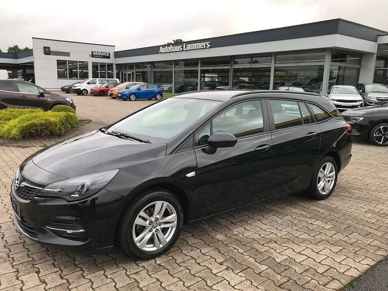 Gebraucht Opel Astra Edition 110 PS (80 kW) 2021 Schwarz Kombi