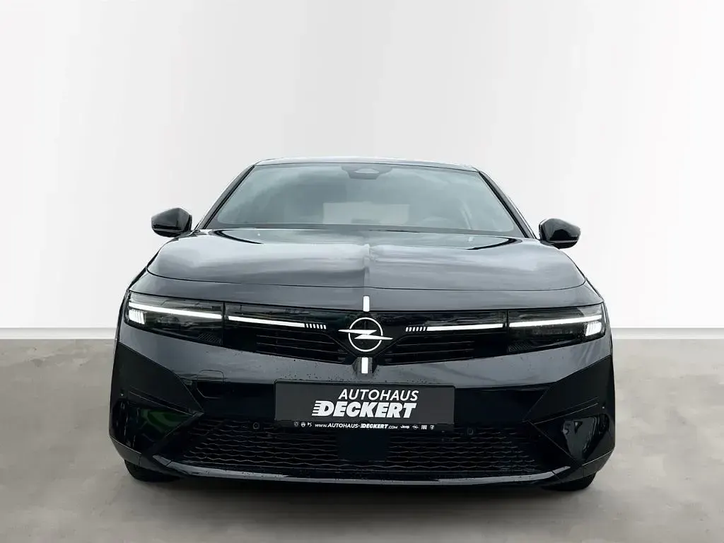 Neu Opel Astra Edition 145 PS (106 kW) 2026 Schwarz Limousine