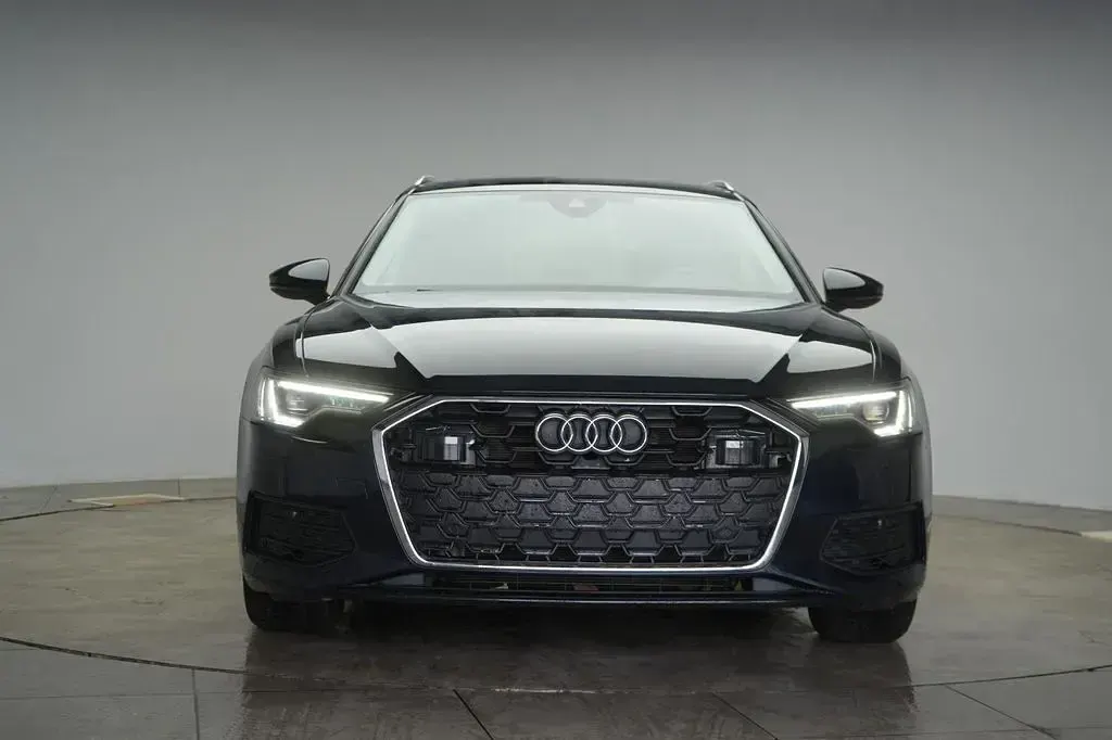 Usata Audi A6 204 CV (150 kW) 2024 Blu Station wagon