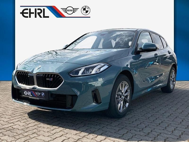 Neu BMW 120 Performance 170 PS (125 kW) 2026 Grün Kleinwagen