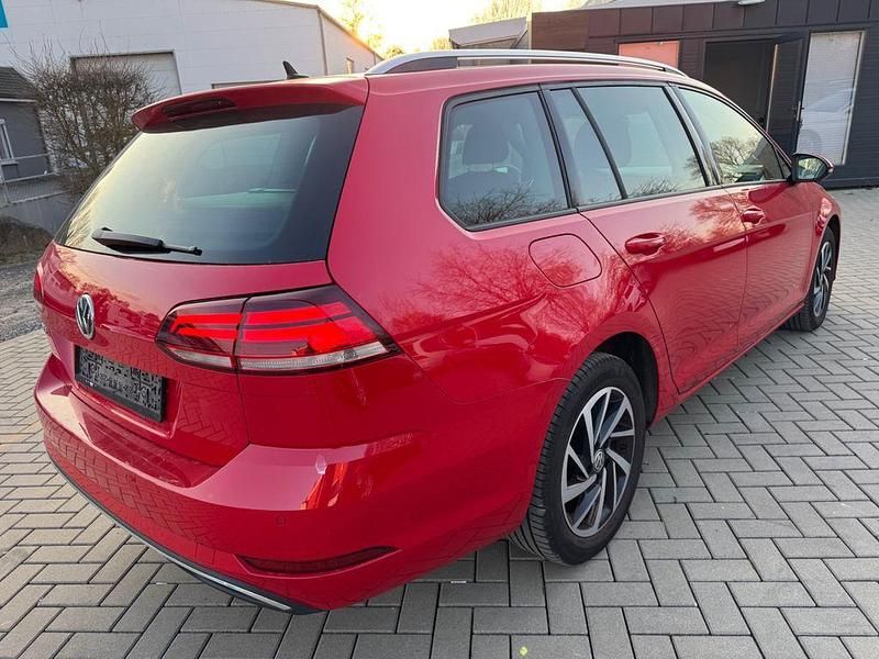Gebraucht VW Golf VII Join 116 PS (85 kW) 2019 Rot Kombi