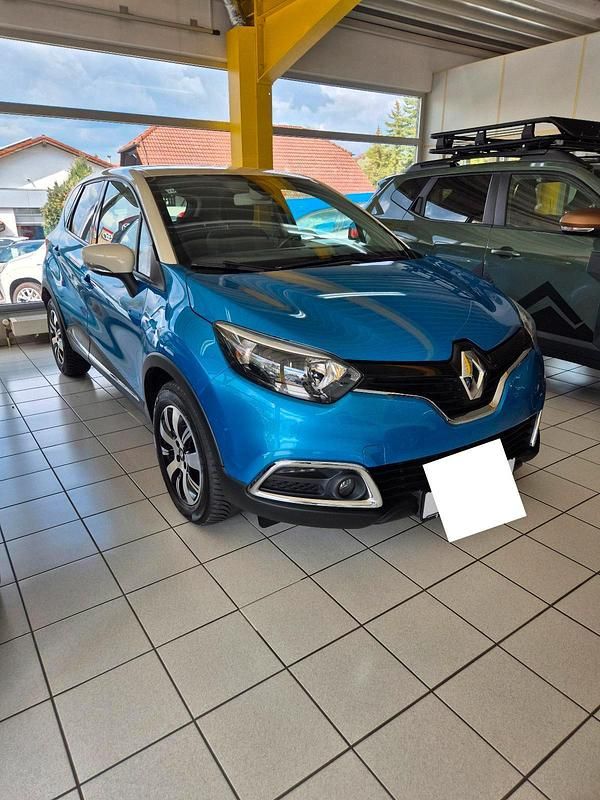 Blau Gebraucht 2016 Renault Captur SUV | 9.500 € (Guter Preis) - Bild 1/4