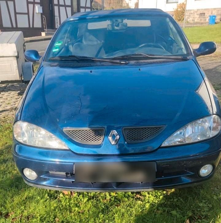 Gebraucht Renault Mégane Cabriolet 109 PS (80 kW) 1999 Blau Cabrio