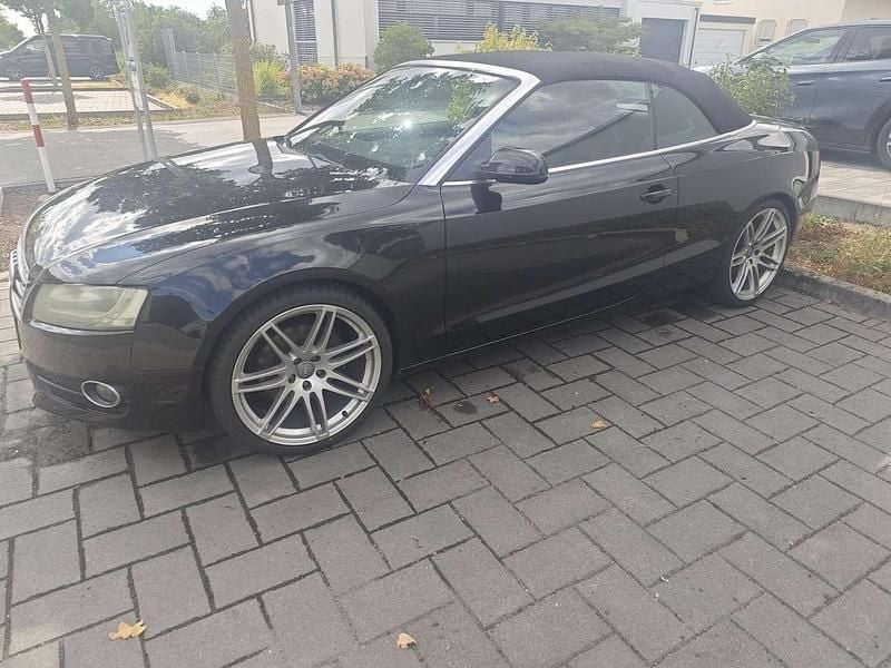 Schwarz Gebraucht 2011 Audi A5 Cabriolet Cabrio | 17.000 € (Fairer Preis) - Bild 1/4