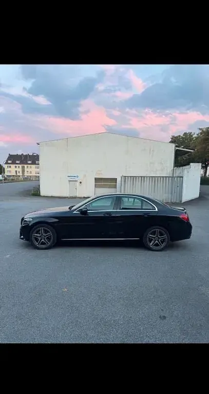 Gebraucht Mercedes C200 AMG 160 PS (117 kW) 2020 Schwarz Limousine
