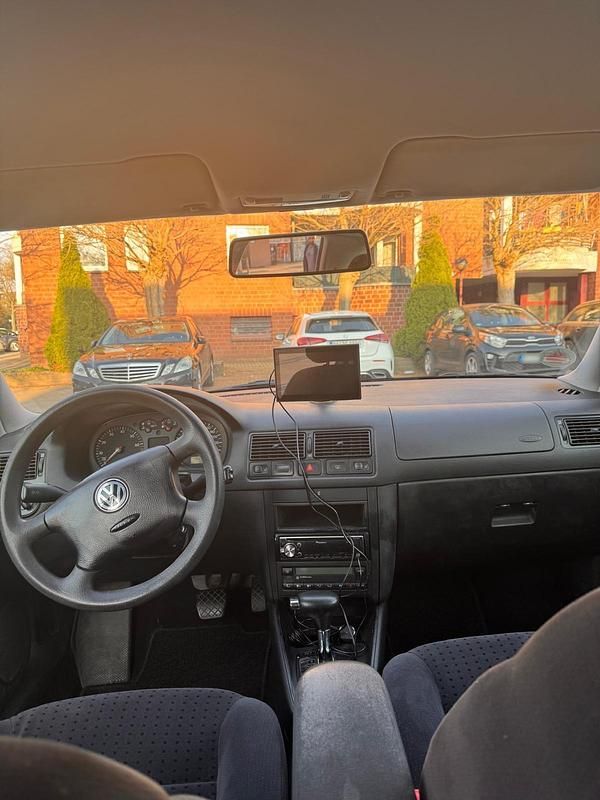 Gebraucht VW Golf III 75 PS (55 kW) 1998 Grau Limousine