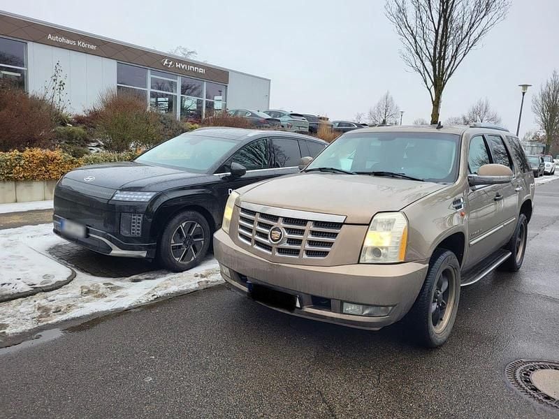Gebraucht Cadillac Escalade 409 PS (300 kW) 2007 SUV