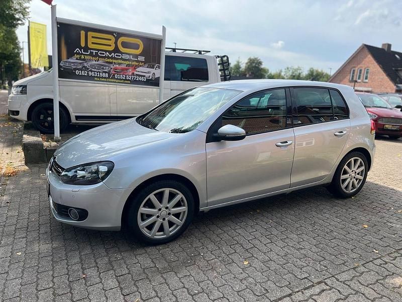 Silber Gebraucht 2009 VW Golf VI Highline Limousine | 4.990 € (Fairer Preis) - Bild 1/4