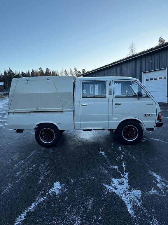 Gebraucht Toyota HiAce 65 PS (47 kW) 1985 Weiß Limousine