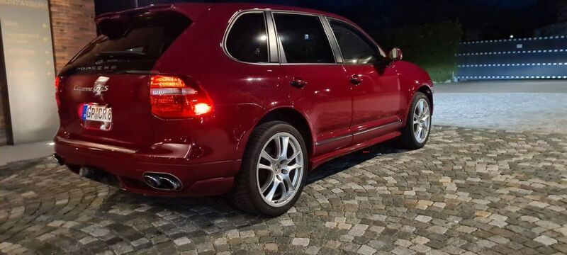 Rot Gebraucht 2009 Porsche Cayenne GTS SUV | 20.905 € (Etwas zu teuer) - Bild 1/4