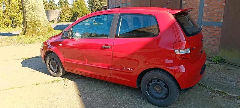 Gebraucht VW Fox Style 60 PS (44 kW) 2011 Rot Kleinwagen